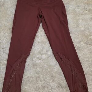 Victoria Sport Women's Burgundy Leggings Size Large EUC